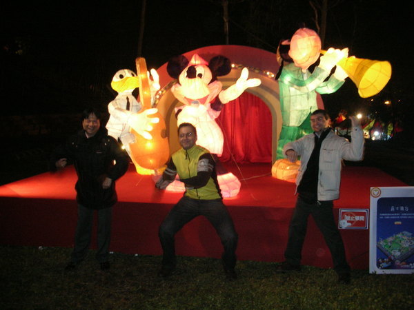 搞笑二人組+男同事