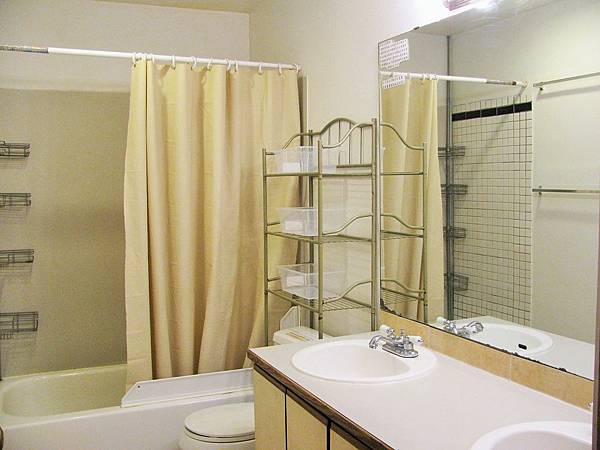 【三房宿舍】五:共用衛浴