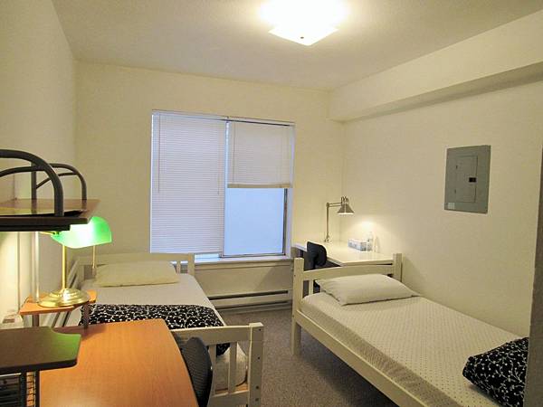 【兩房宿舍】D:房間1-兩人-S