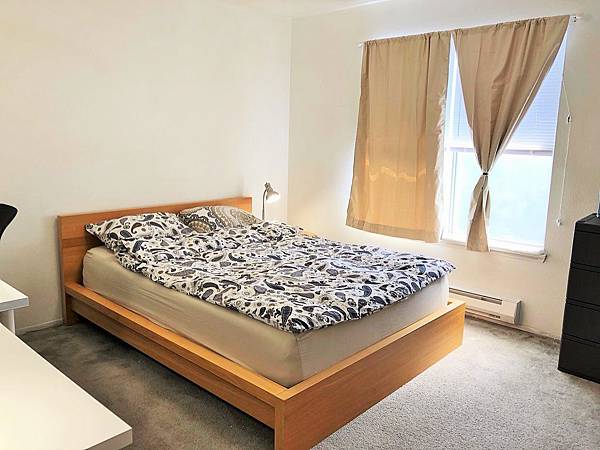 #305-000-Room 1.jpg #305-000-Room 1.jpg