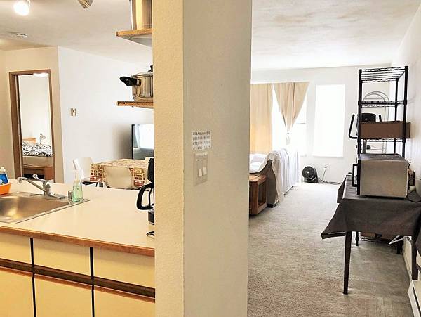 #305-002.jpg #305-002.jpg