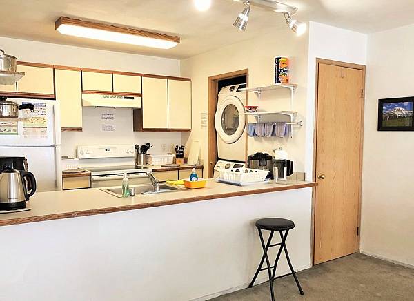 #305-004.jpg #305-004.jpg