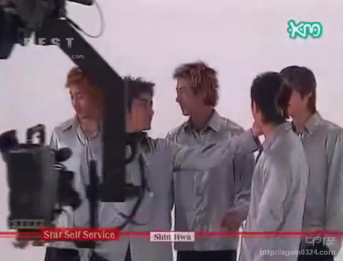 2003 KM Star Self Service SHINHWA 2nd 2003 Live Concert 全紀錄[(009908)20-33-46].JPG