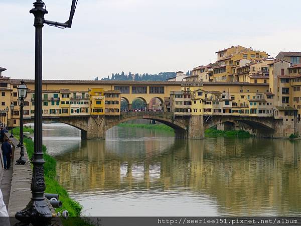 P2）經常在義大利歌劇中出現的亞諾河老橋Ponte Vecchio.jpg