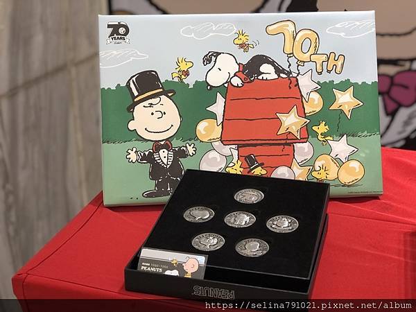 PEANUTS™70 週年紀念幣套組.jpg