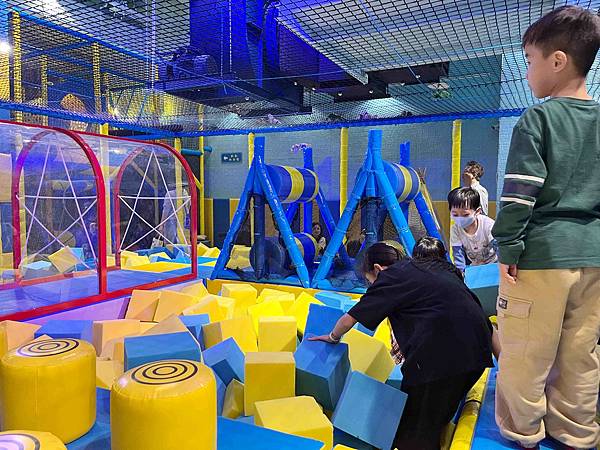 【台北亲子乐园推荐】孩子们的梦想天地｜南港中信店PaPark