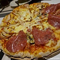 DSC01600 PIZZA.JPG