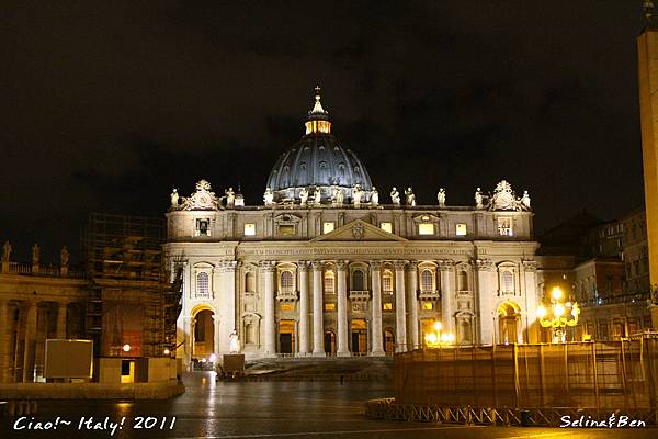 Italy_1212_0872 羅馬夜遊_梵蒂岡.JPG