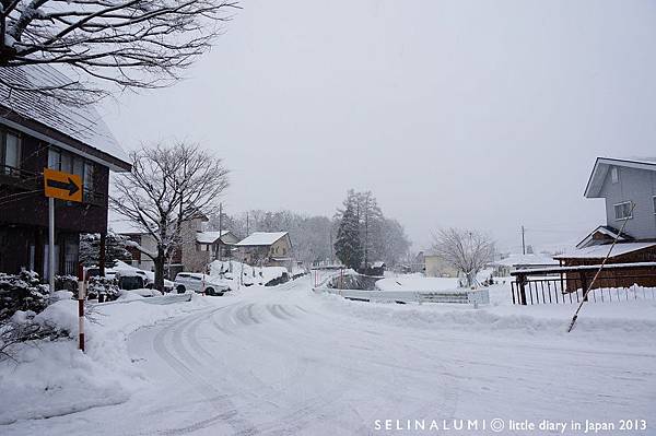 0808 DSC05370 在白雪中要出發了.JPG