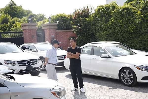 La中古車估價網中古車估價流程介紹 二手轎車 貨車如何即時線上鑑價 舊車收購估價推薦la中古 估價網 免費估價全省 台北 桃園 新竹 台中 屏東 花蓮 到府收車