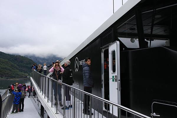 2016 Jul 20 挪威松恩峽灣 - 019.jpg 2016 Jul 20 挪威松恩峽灣 - 019.jpg