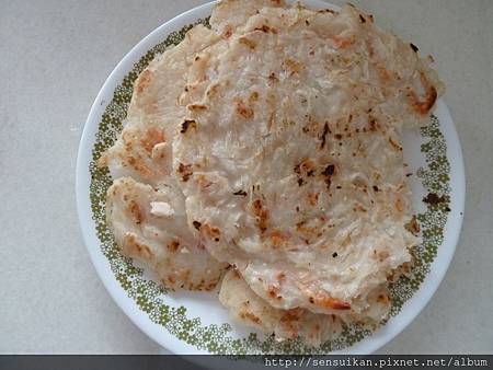 午餐:打扁的蘿蔔糕 午餐:打扁的蘿蔔糕