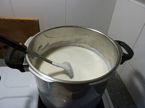 三公升的生豆漿 三公升的生豆漿