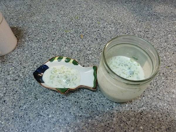 黃瓜優格醬完成 黃瓜優格醬完成