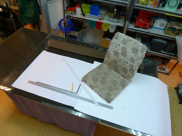 4.丈量尺寸.JPG 4.丈量尺寸.JPG