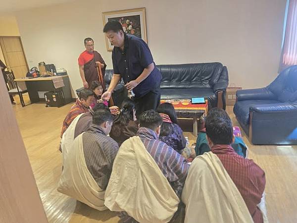 南給達瓦仁波切：引領我們回家的，並非達到完美，而是那份努力