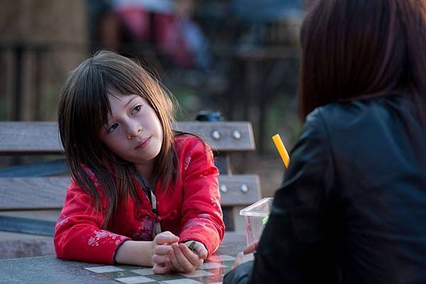 《梅西的世界》劇照_《梅西的世界》以六歲的小女孩看成人間複雜情感.jpg