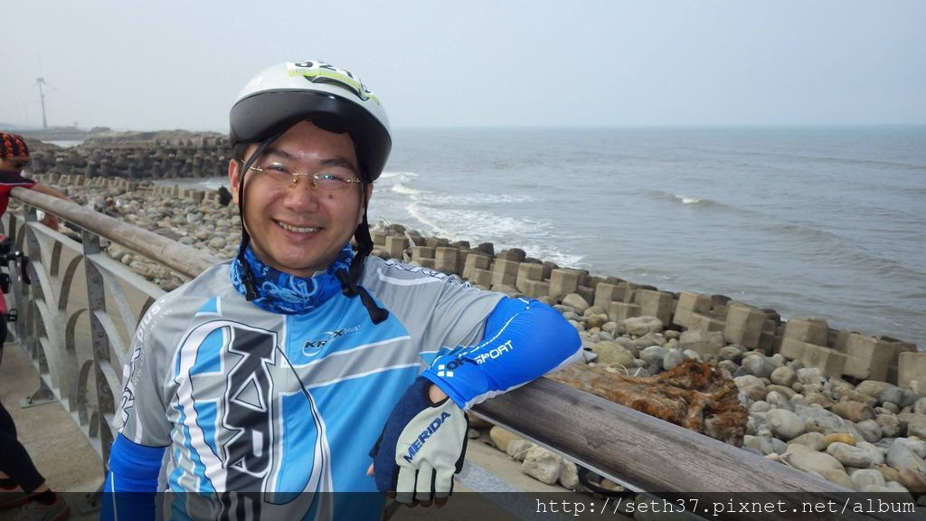 海岸車道的旖麗風光 清涼的海風徐吹 讓人解消疲勞 精神提振