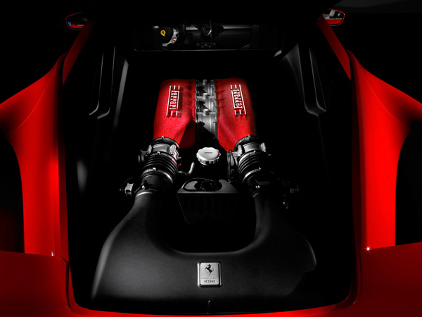 2010-Ferrari-458-Italia-Engine-1280x960.jpg