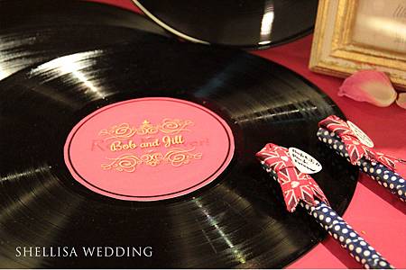 六福皇宮 婚禮佈置 紙花婚禮 紙扇婚禮 黑膠唱片