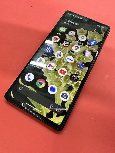 google pixel 6 pro泡水不開機螢幕顯示異常無法充電相機不對焦.jpg