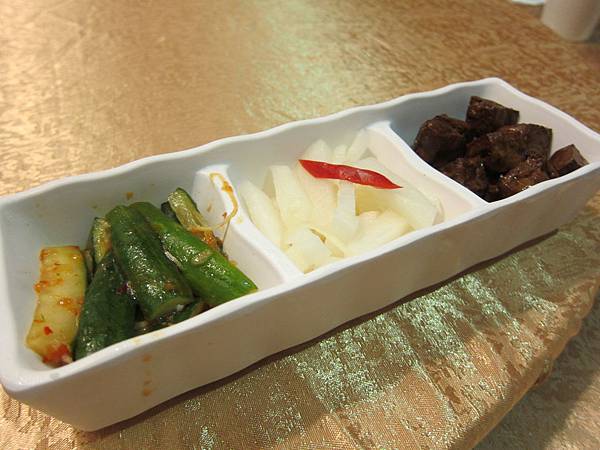 高雄鳳山區=<食>上海洋樓~家庭聚餐好去處=-上海洋樓 高雄鳳山區=<食>上海洋樓~家庭聚餐好去處=-上海洋樓