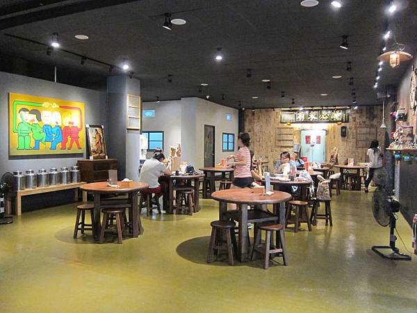 高雄前鎮區=<食>幸福小讚~前身大懶趴黑輪店,其實背後有用心的= 高雄前鎮區=<食>幸福小讚~前身大懶趴黑輪店,其實背後有用心的=