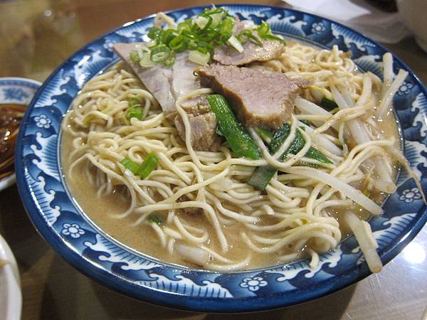 高雄鹽埕區=<食>旗津美女ㄟ麵店~一吃成主顧,美味好喜歡=-旗津美女ㄟ麵店 高雄鹽埕區=<食>旗津美女ㄟ麵店~一吃成主顧,美味好喜歡=-旗津美女ㄟ麵店