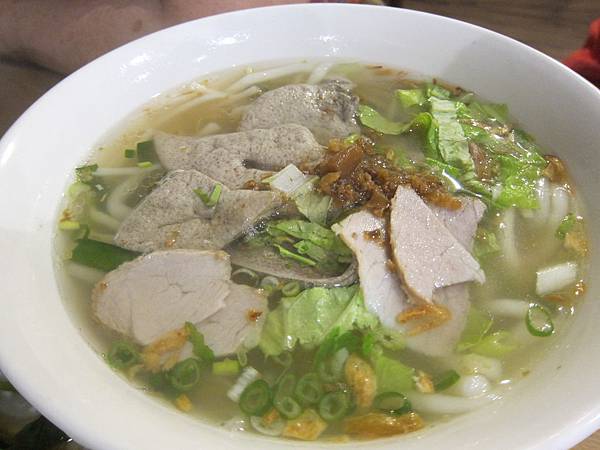 高雄鹽埕區=<食>旗津美女ㄟ麵店~一吃成主顧,美味好喜歡=-旗津美女ㄟ麵店 高雄鹽埕區=<食>旗津美女ㄟ麵店~一吃成主顧,美味好喜歡=-旗津美女ㄟ麵店