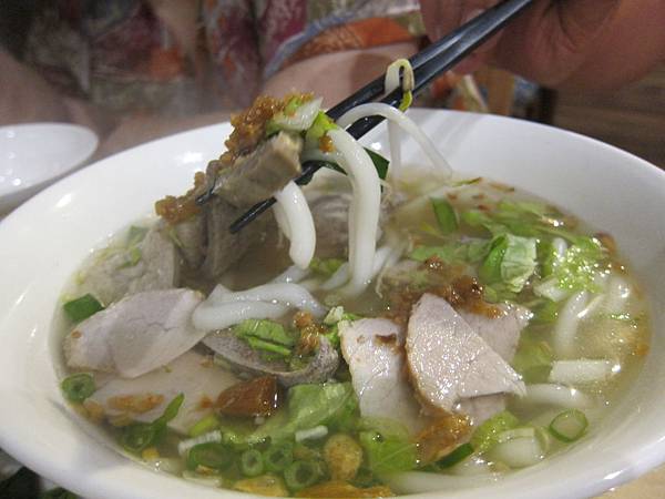 高雄鹽埕區=<食>旗津美女ㄟ麵店~一吃成主顧,美味好喜歡=-旗津美女ㄟ麵店 高雄鹽埕區=<食>旗津美女ㄟ麵店~一吃成主顧,美味好喜歡=-旗津美女ㄟ麵店