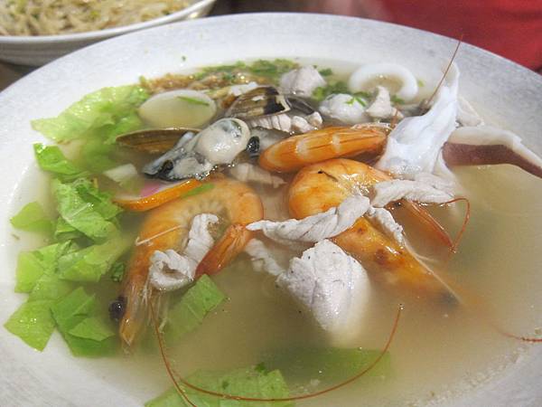 高雄鹽埕區=<食>旗津美女ㄟ麵店~一吃成主顧,美味好喜歡=-旗津美女ㄟ麵店 高雄鹽埕區=<食>旗津美女ㄟ麵店~一吃成主顧,美味好喜歡=-旗津美女ㄟ麵店