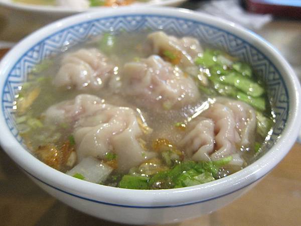 高雄鹽埕區=<食>旗津美女ㄟ麵店~一吃成主顧,美味好喜歡=-旗津美女ㄟ麵店 高雄鹽埕區=<食>旗津美女ㄟ麵店~一吃成主顧,美味好喜歡=-旗津美女ㄟ麵店