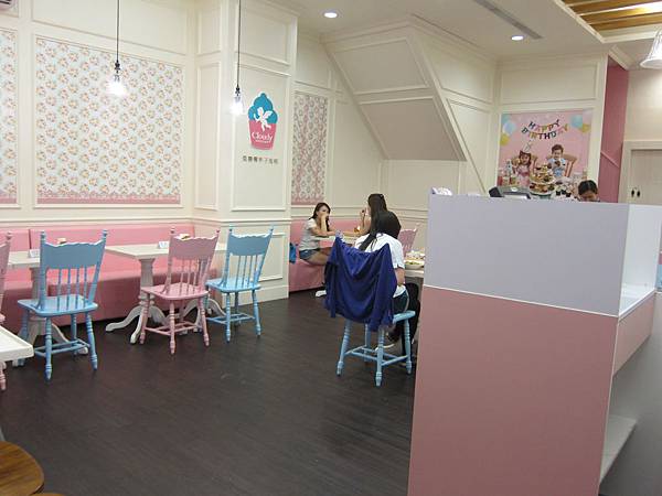 高雄左營區=<食>克勞蒂杯子蛋糕~鹹食竟然令人驚豔啊!!!!!!!= 高雄左營區=<食>克勞蒂杯子蛋糕~鹹食竟然令人驚豔啊!!!!!!!=