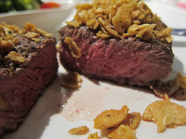 高雄前鎮區=<食>西堤牛排~我的生日餐=-西堤 高雄前鎮區=<食>西堤牛排~我的生日餐=-西堤