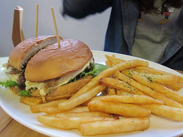 桃園市=<食>ChopHouse 恰好食美式餐廳~巷內好滋味= 桃園市=<食>ChopHouse 恰好食美式餐廳~巷內好滋味=