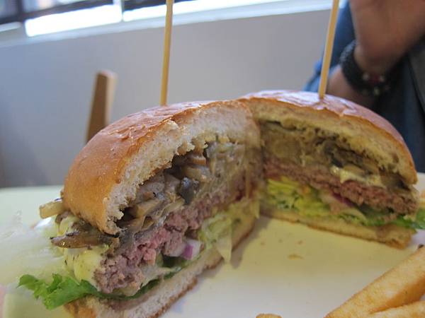 桃園市=<食>ChopHouse 恰好食美式餐廳~巷內好滋味= 桃園市=<食>ChopHouse 恰好食美式餐廳~巷內好滋味=