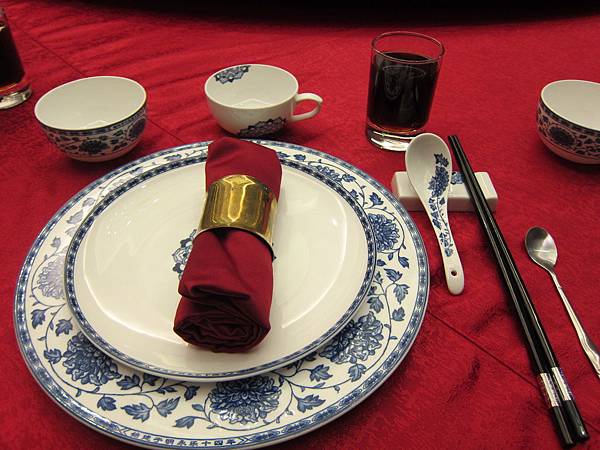 高雄鼓山區=<食>便宜坊烤鴨餐廳~傳承百年的北京好滋味=-便宜坊烤鴨餐廳 高雄鼓山區=<食>便宜坊烤鴨餐廳~傳承百年的北京好滋味=-便宜坊烤鴨餐廳