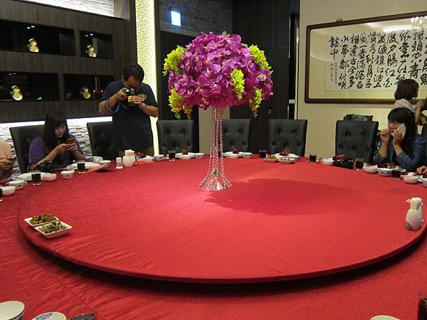 高雄鼓山區=<食>便宜坊烤鴨餐廳~傳承百年的北京好滋味=-便宜坊烤鴨餐廳 高雄鼓山區=<食>便宜坊烤鴨餐廳~傳承百年的北京好滋味=-便宜坊烤鴨餐廳