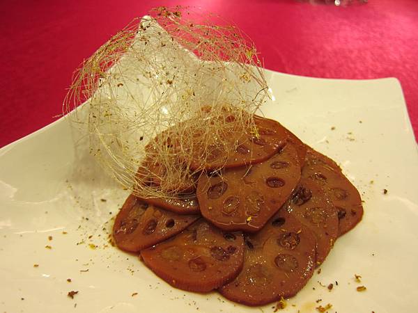 高雄鼓山區=<食>便宜坊烤鴨餐廳~傳承百年的北京好滋味=-便宜坊烤鴨餐廳 高雄鼓山區=<食>便宜坊烤鴨餐廳~傳承百年的北京好滋味=-便宜坊烤鴨餐廳