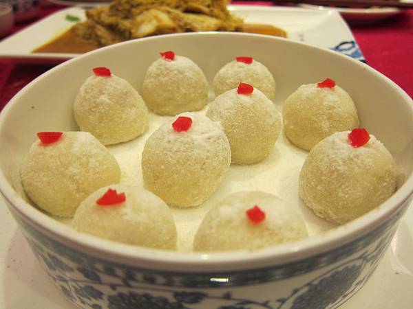 高雄鼓山區=<食>便宜坊烤鴨餐廳~傳承百年的北京好滋味=-便宜坊烤鴨餐廳 高雄鼓山區=<食>便宜坊烤鴨餐廳~傳承百年的北京好滋味=-便宜坊烤鴨餐廳