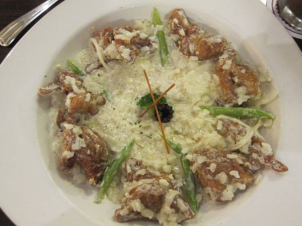 高雄左營區=<食>布雷克義麵坊~脆皮雞丁推推=-布雷克義麵坊 高雄左營區=<食>布雷克義麵坊~脆皮雞丁推推=-布雷克義麵坊