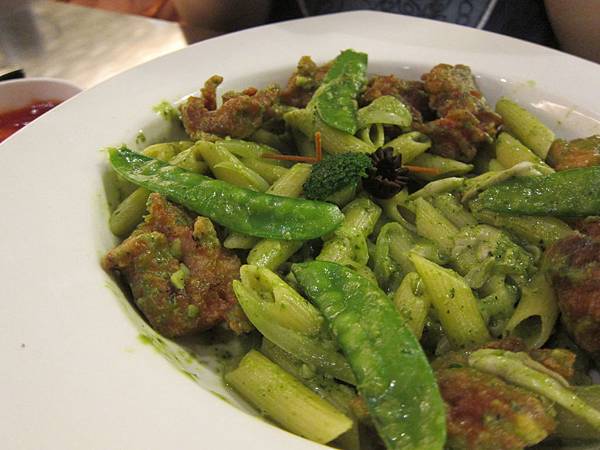 高雄左營區=<食>布雷克義麵坊~脆皮雞丁推推=-布雷克義麵坊 高雄左營區=<食>布雷克義麵坊~脆皮雞丁推推=-布雷克義麵坊