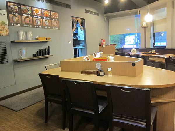 高雄前金區=<食>珍珍珍日本拉麵~高雄老拉麵館=-珍珍珍日本拉麵 高雄前金區=<食>珍珍珍日本拉麵~高雄老拉麵館=-珍珍珍日本拉麵