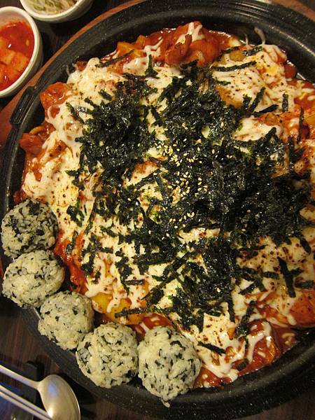 高雄苓雅區=<食>오빠네 (ㄛ ㄅㄚˋ ㄋㄟ)韓式特色餐廳~辣炒雞排好美味=-오빠네 高雄苓雅區=<食>오빠네 (ㄛ ㄅㄚˋ ㄋㄟ)韓式特色餐廳~辣炒雞排好美味=-오빠네