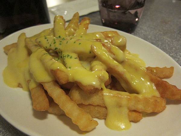 高雄鼓山區=<食>亞堤司創意廚房ARTIST CREATIVE KITCHEN~讓女孩們都完食的好美味=-ARTIST CREATIVE KITCHEN 高雄鼓山區=<食>亞堤司創意廚房ARTIST CREATIVE KITCHEN~讓女孩們都完食的好美味=-ARTIST CREATIVE KITCHEN