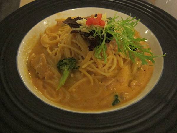 高雄鼓山區=<食>亞堤司創意廚房ARTIST CREATIVE KITCHEN~讓女孩們都完食的好美味=-ARTIST CREATIVE KITCHEN 高雄鼓山區=<食>亞堤司創意廚房ARTIST CREATIVE KITCHEN~讓女孩們都完食的好美味=-ARTIST CREATIVE KITCHEN