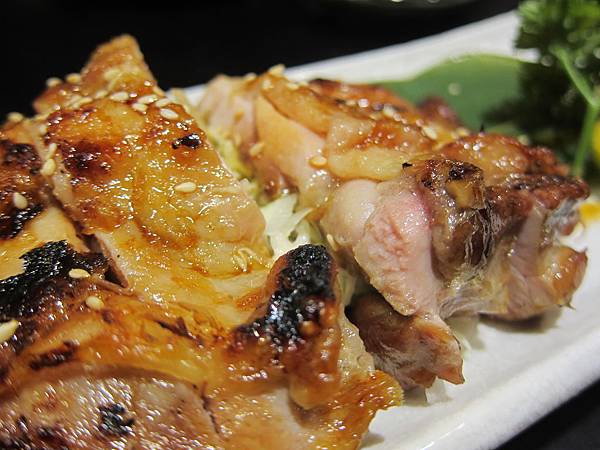 高雄苓雅區=<食>八坂丼屋~大遠百美食街的完美新選擇=-八坂丼屋 高雄苓雅區=<食>八坂丼屋~大遠百美食街的完美新選擇=-八坂丼屋