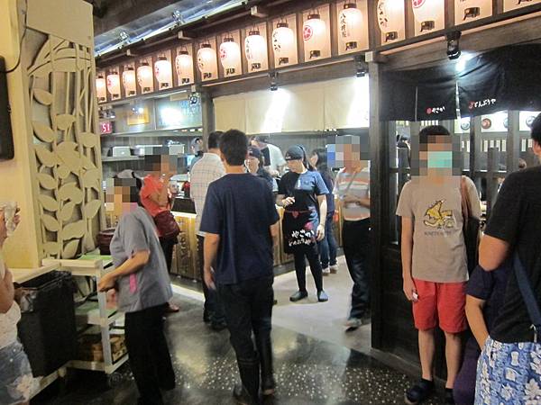 高雄苓雅區=<食>八坂丼屋~大遠百美食街的完美新選擇=-八坂丼屋 高雄苓雅區=<食>八坂丼屋~大遠百美食街的完美新選擇=-八坂丼屋