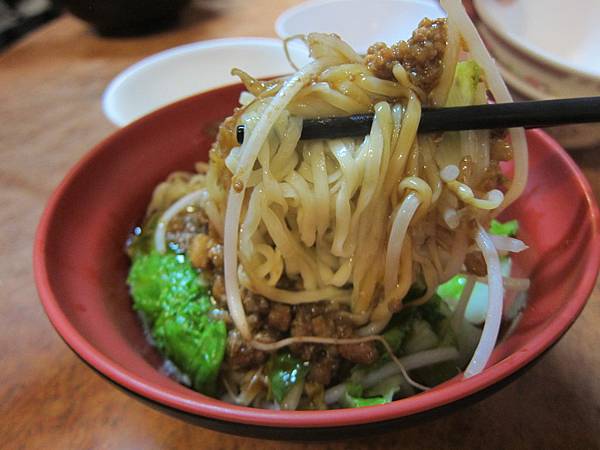 南投魚池鄉=<食>台灣小吃~魚池鄉的第一名麻醬麵= 南投魚池鄉=<食>台灣小吃~魚池鄉的第一名麻醬麵=