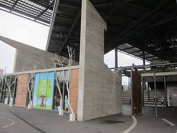 宜蘭羅東鎮=<食>林場肉羹+ 羅東文化園區= 宜蘭羅東鎮=<食>林場肉羹+ 羅東文化園區=